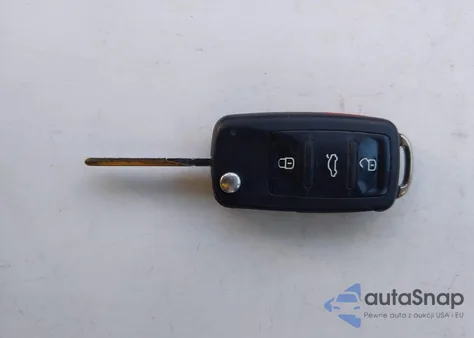 2014 Volkswagen Jetta 2.0L S z USA, uszkodzony, nr VIN 3VW2K7AJ5EM295021